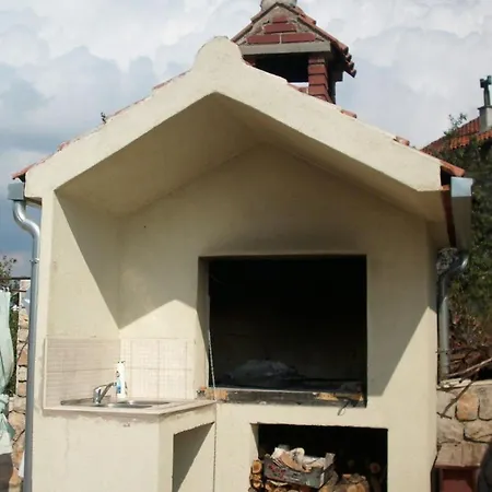 Anna Apartment